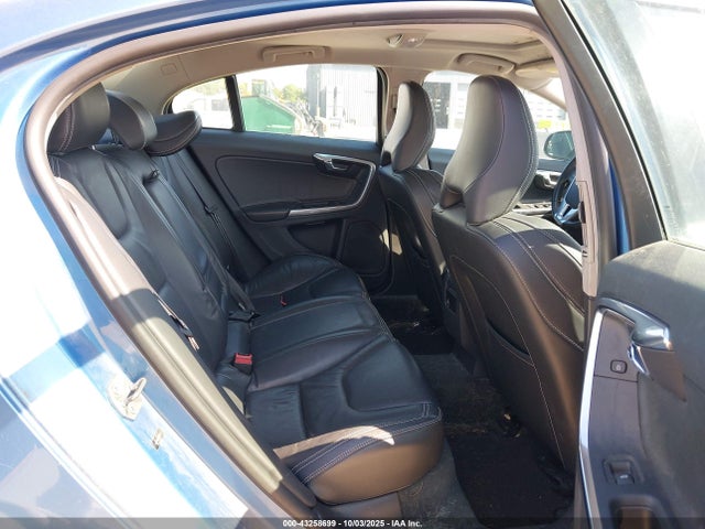 Volvo S60 T5 2014 YV1612FS0E2273313 Image 8