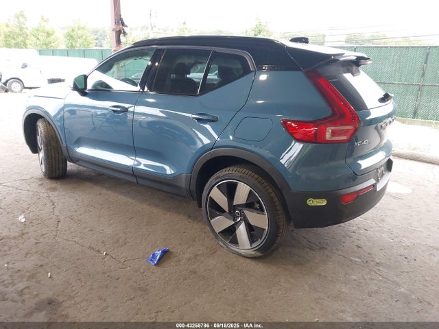 2023 VOLVO XC40 RECHARGE PURE ELECTRIC YV4ED3UM3P2089275 Photo 2
