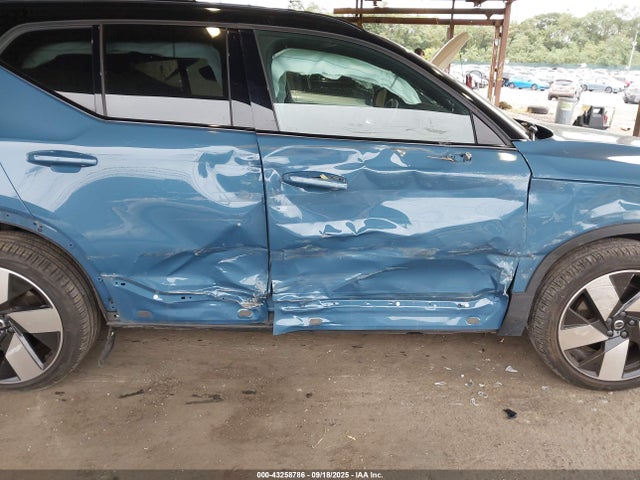 2023 VOLVO XC40 RECHARGE PURE ELECTRIC YV4ED3UM3P2089275 Photo 5