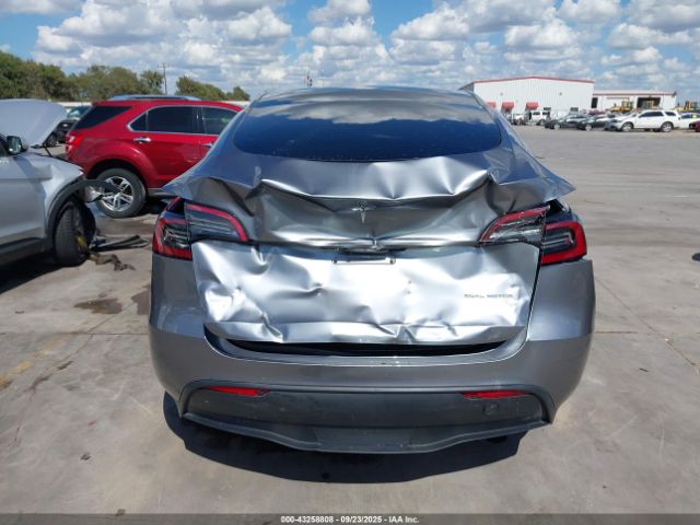 2024 TESLA MODEL Y 7SAYGDEE5RA333769 Photo 5