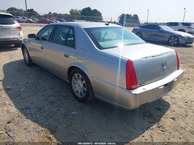 2008 CADILLAC DTS 1G6KD57Y38U109677 Photo 2