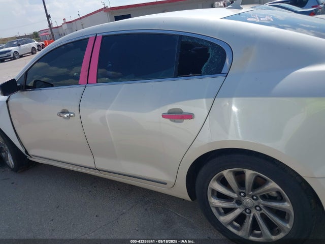 1G4GB5G36EF275197 Buick lfx
