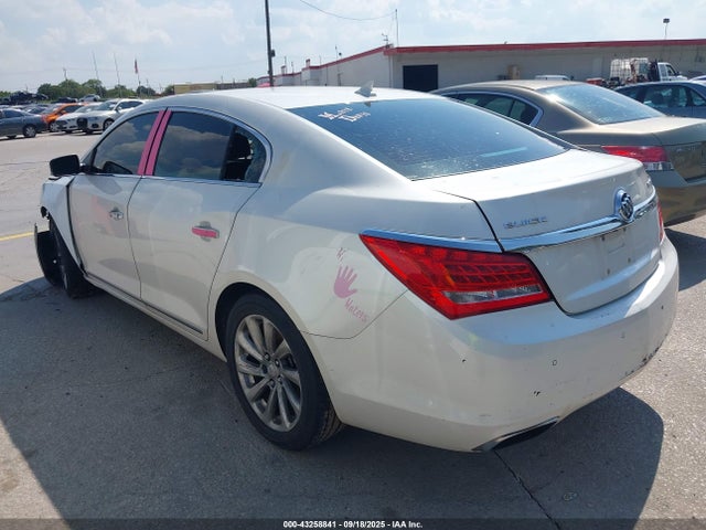 1G4GB5G36EF275197 Buick lfx