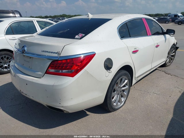 1G4GB5G36EF275197 Buick lfx