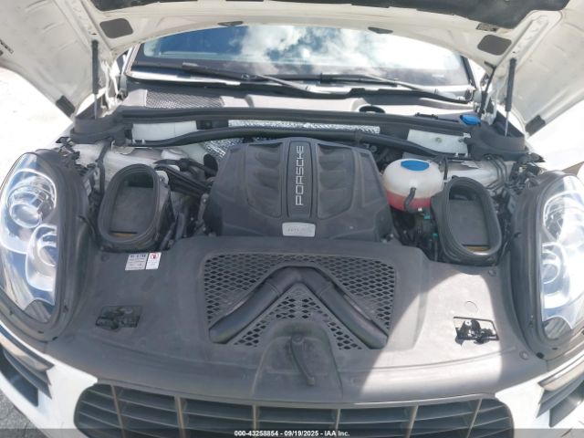 2018 PORSCHE MACAN WP1AB2A59JLB36632 Photo 9