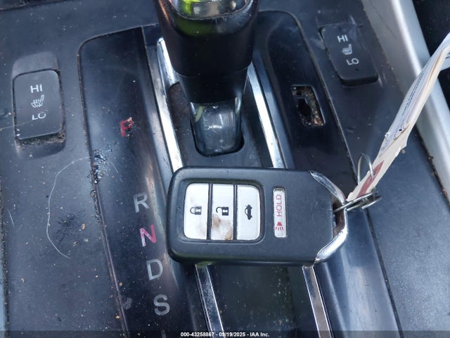 Honda k24w1 2014 1HGCR2F84EA011811 Image 11