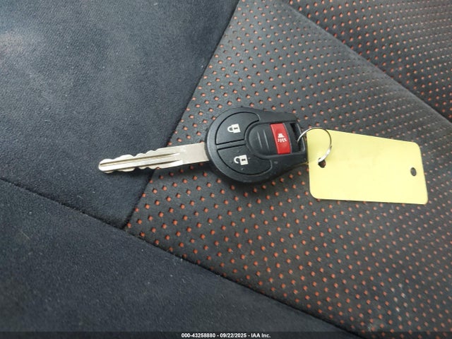 Nissan 2016 2016 3N1CE2CP2GL386505 Image 11