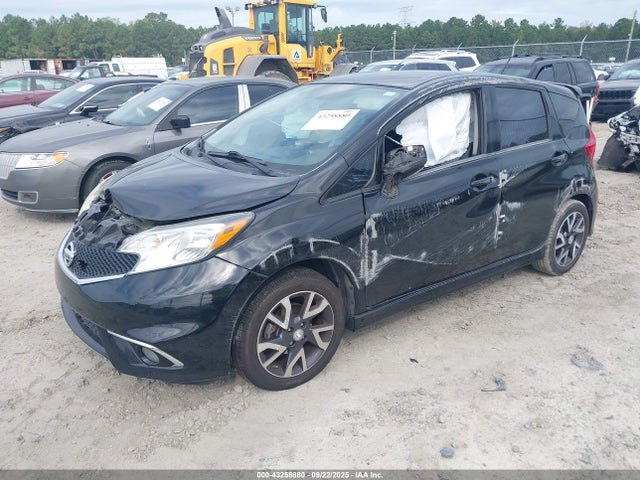 Nissan 2016 2016 3N1CE2CP2GL386505 Image 2