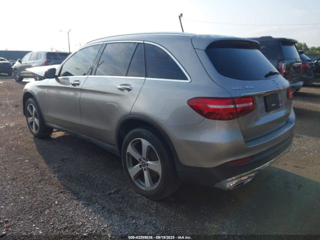 2019 MERCEDES-BENZ GLC 300 WDC0G4KB4KV162554 Photo 2