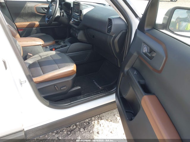 3FMCR9C66NRD12057 Ford dragon