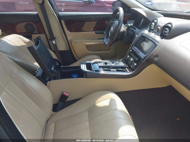 2013 JAGUAR XJ SAJWA1C70D8V52533 Photo 4