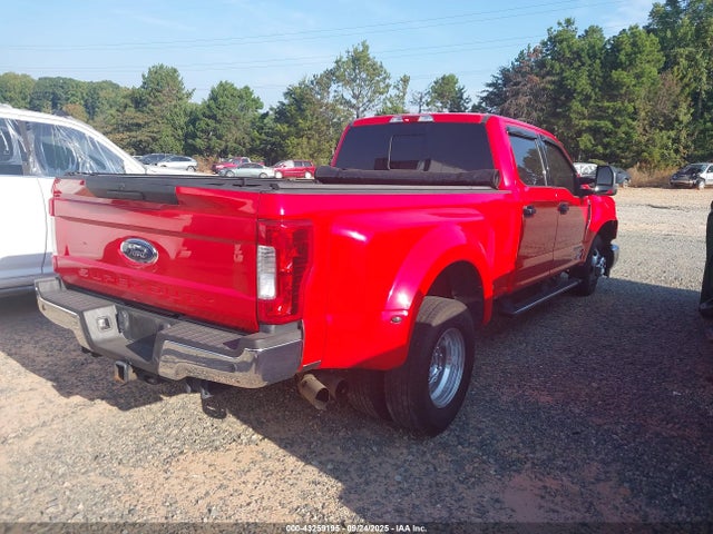43259195 :رقم المزاد ، 1FT8W3CT2JEB61561 vin ، 2018 Ford F-350 Xlt مزاد بيع