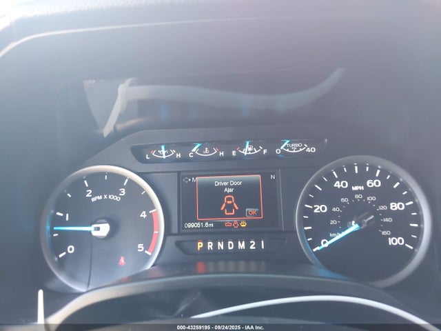 43259195 :رقم المزاد ، 1FT8W3CT2JEB61561 vin ، 2018 Ford F-350 Xlt مزاد بيع