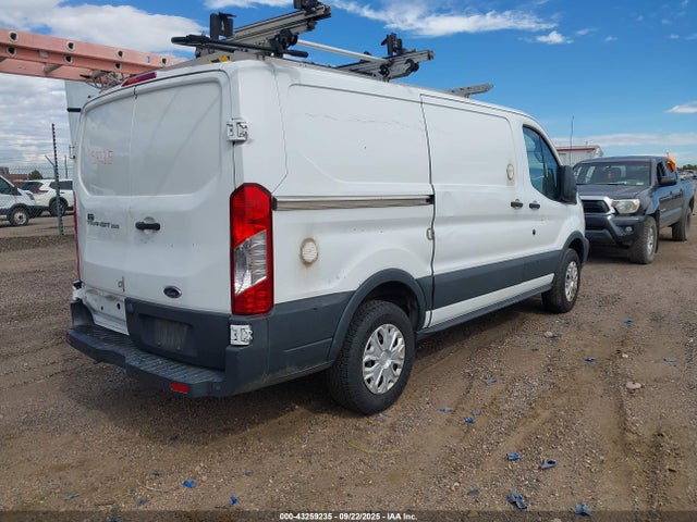 Ford Transit 2017 1FTYR1YM0HKB49210 Image 4
