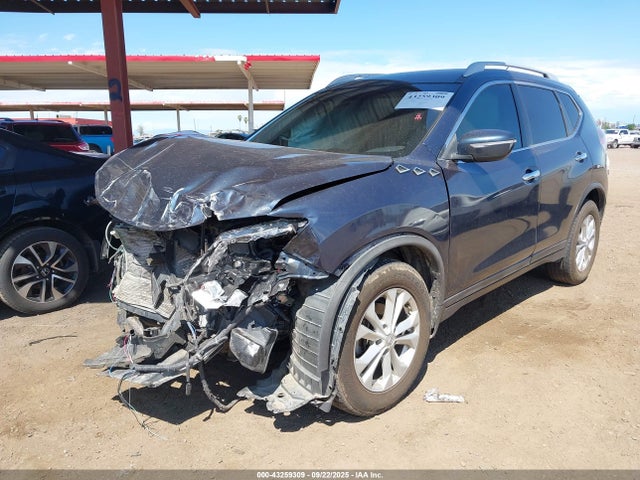 Nissan Rogue 2015 5N1AT2MVXFC792027 Image 2