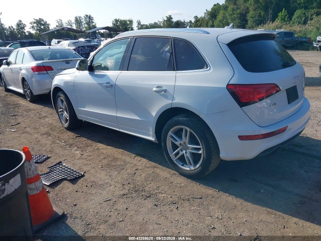 2014 AUDI Q5 WA1DGAFP1EA054023 Photo 2