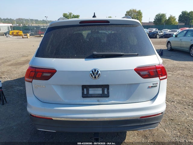 3VV2B7AXXJM123263 Volkswagen 2018