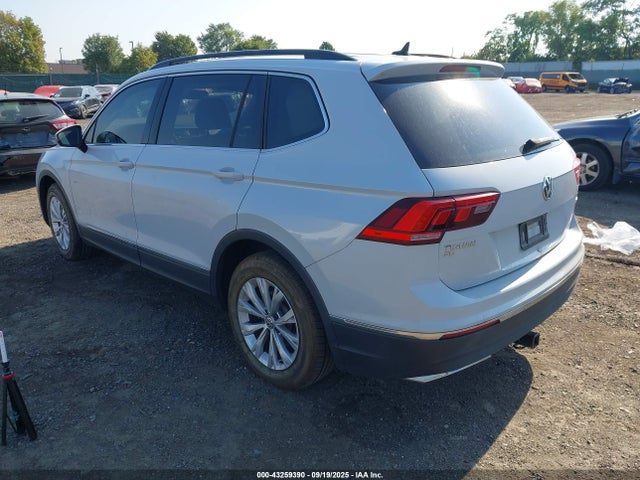 3VV2B7AXXJM123263 Volkswagen 2018