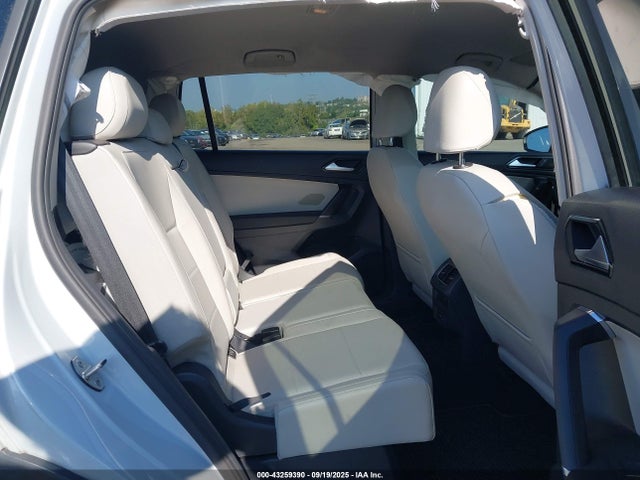 3VV2B7AXXJM123263 Volkswagen 2018