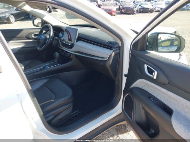 2022 JEEP COMPASS 3C4NJDFB8NT219172 Photo 4