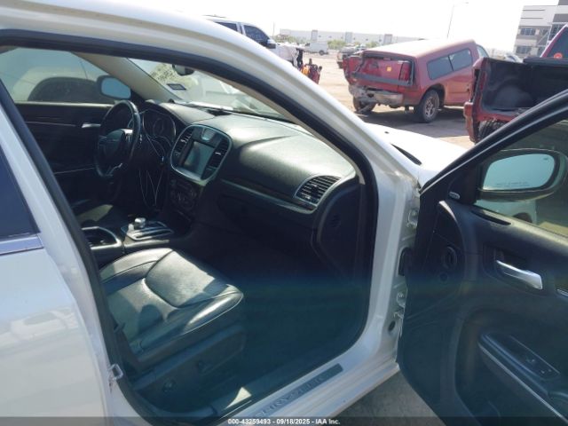 2015 CHRYSLER 300C 2C3CCAEG9FH837760 Photo 4