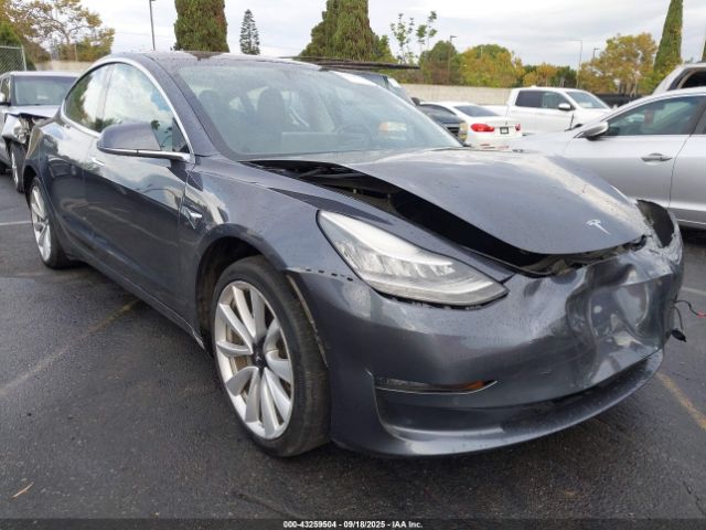 2018 TESLA MODEL 3 5YJ3E1EAXJF116282 Photo 0