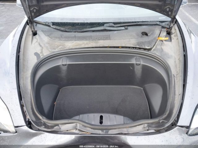 2018 TESLA MODEL 3 5YJ3E1EAXJF116282 Photo 9