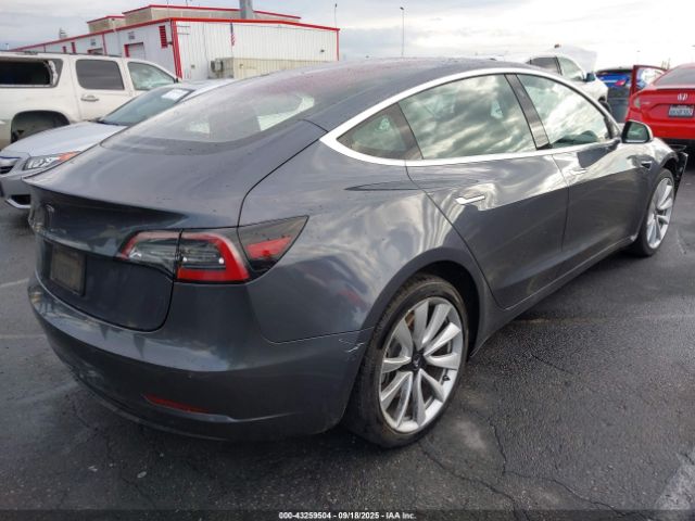 2018 TESLA MODEL 3 5YJ3E1EAXJF116282 Photo 3