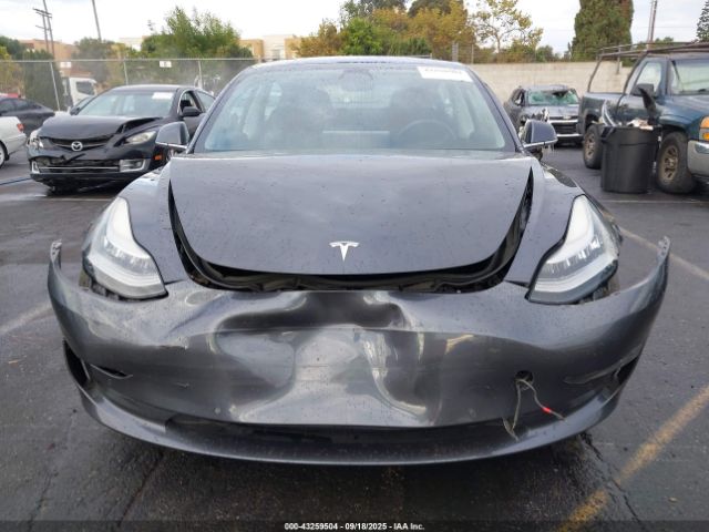 2018 TESLA MODEL 3 5YJ3E1EAXJF116282 Photo 5