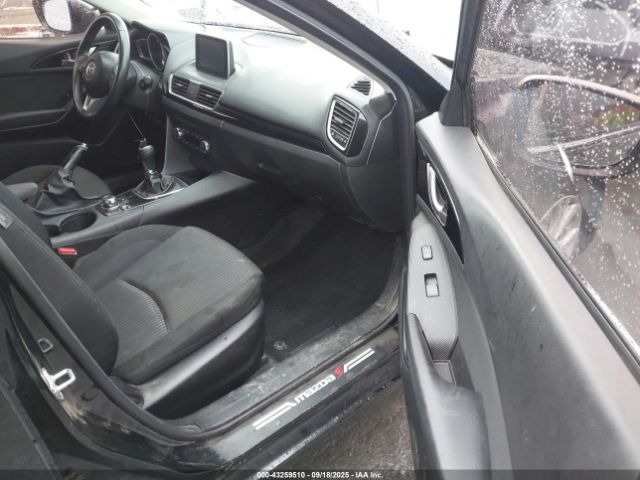 2016 MAZDA MAZDA3 JM1BM1W74G1353174 Photo 4