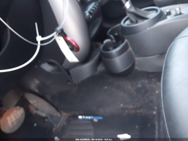 2014 MINI COUNTRYMAN WMWZB3C57EWR39836 Photo 10