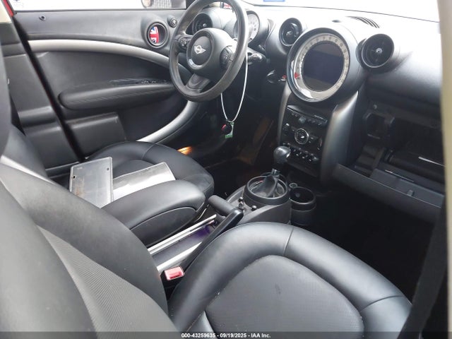 2014 MINI COUNTRYMAN WMWZB3C57EWR39836 Photo 4