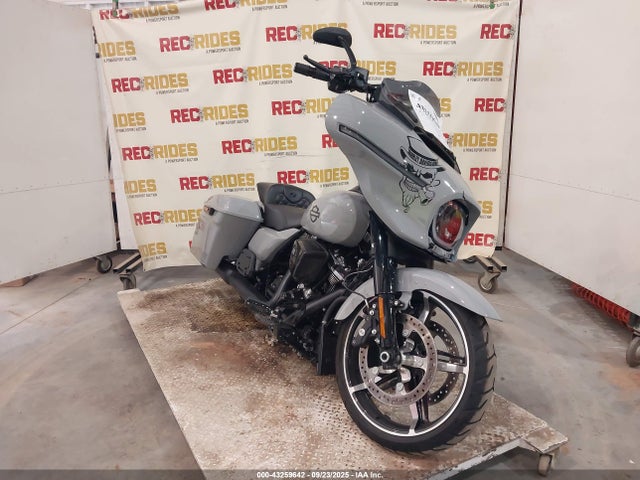 2024 HARLEY-DAVIDSON FLHX 1HD1KB713RB633617