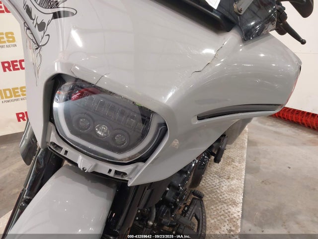 1HD1KB713RB633617 Harley-Davidson FLHX