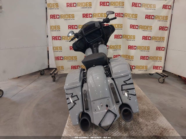 2024 HARLEY-DAVIDSON FLHX 1HD1KB713RB633617 Photo 5