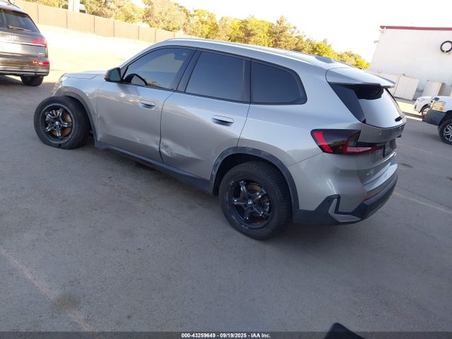 WBX73EF04P5X15499 BMW X1