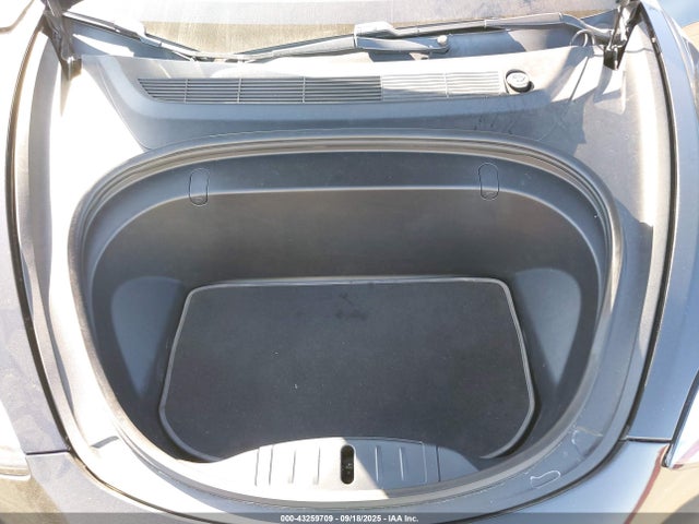 Tesla 2018 2018 5YJ3E1EB3JF077110 Image 10
