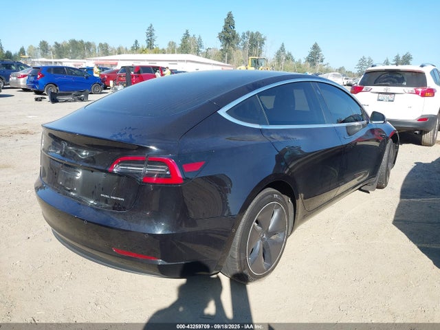 Tesla 2018 2018 5YJ3E1EB3JF077110 Image 4
