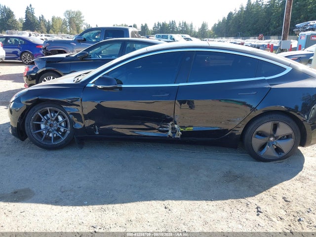 Tesla 2018 2018 5YJ3E1EB3JF077110 Image 6