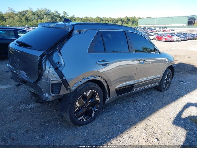 KNDCR3L1XR5081999 KIA Niro Ev Wind