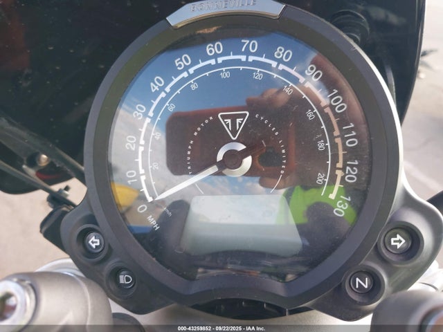 SMTD46HL1NTAF2508 Triumph Motorcycle Bonneville