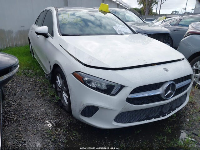 2020 MERCEDES-BENZ A 220 W1K3G4EB0LJ209186