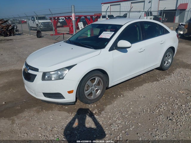 Chevrolet LUV 2014 1G1PC5SB2E7161071 Image 2