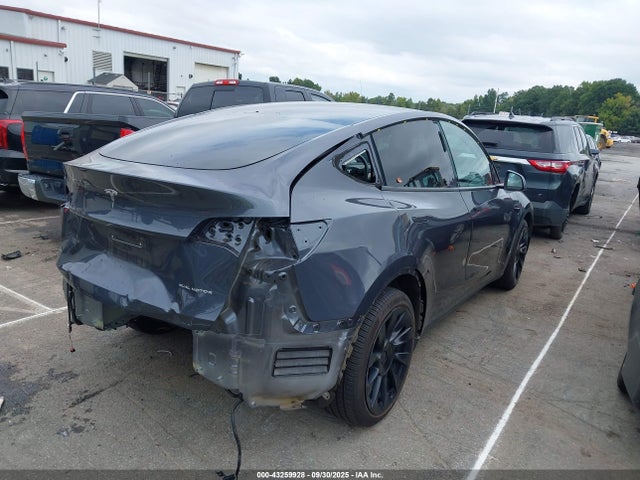 2021 TESLA MODEL Y 5YJYGAEE0MF299151 Photo 3
