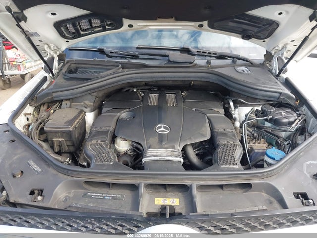 4JGDF6EE9HA943836 Mercedes-Benz m276