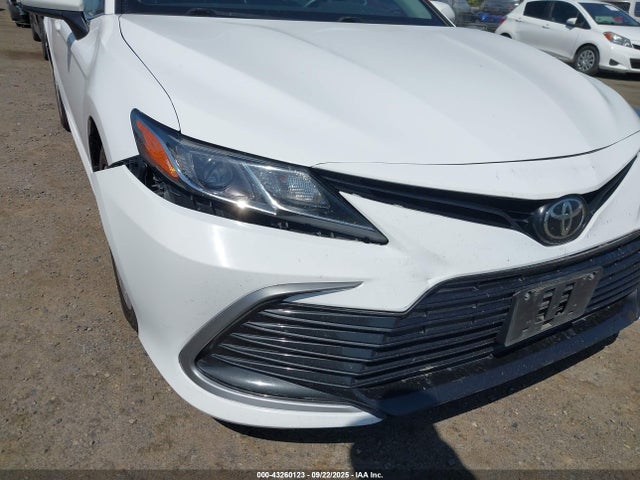 4T1C11AK5MU601592 Toyota CAMRY LE