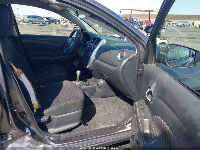 3N1CN7AP2JL844888 Nissan 2018