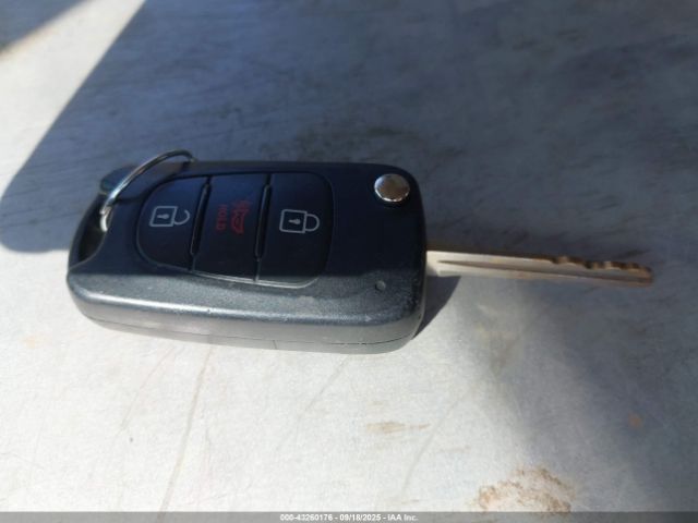 2012 KIA SOUL KNDJT2A68C7403696 Photo 10