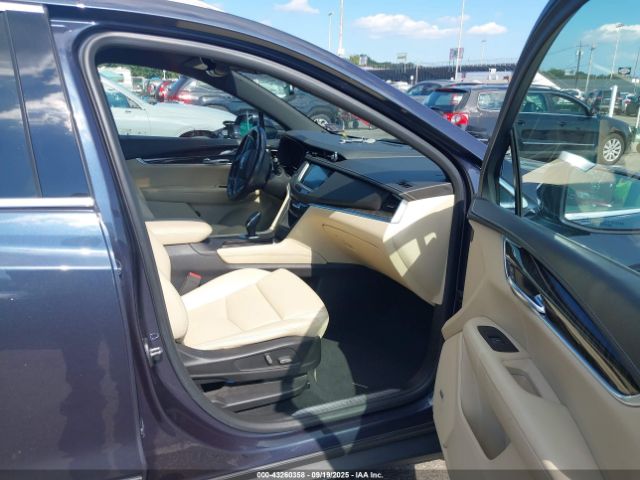 2018 CADILLAC XT5 1GYKNBRS4JZ207489 Photo 4