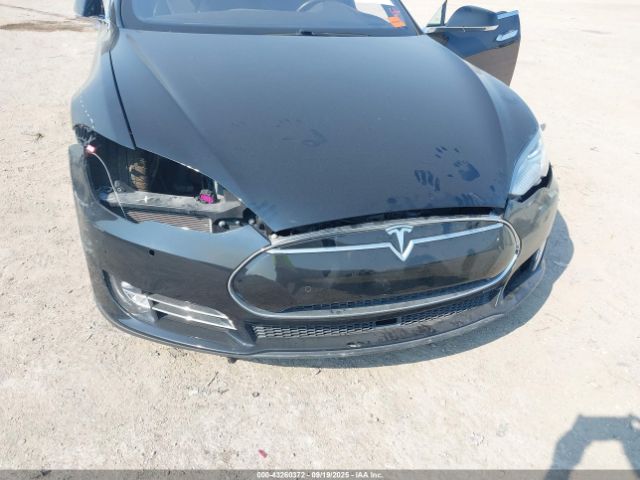2015 TESLA MODEL S 5YJSA1E24FF115586 Photo 5
